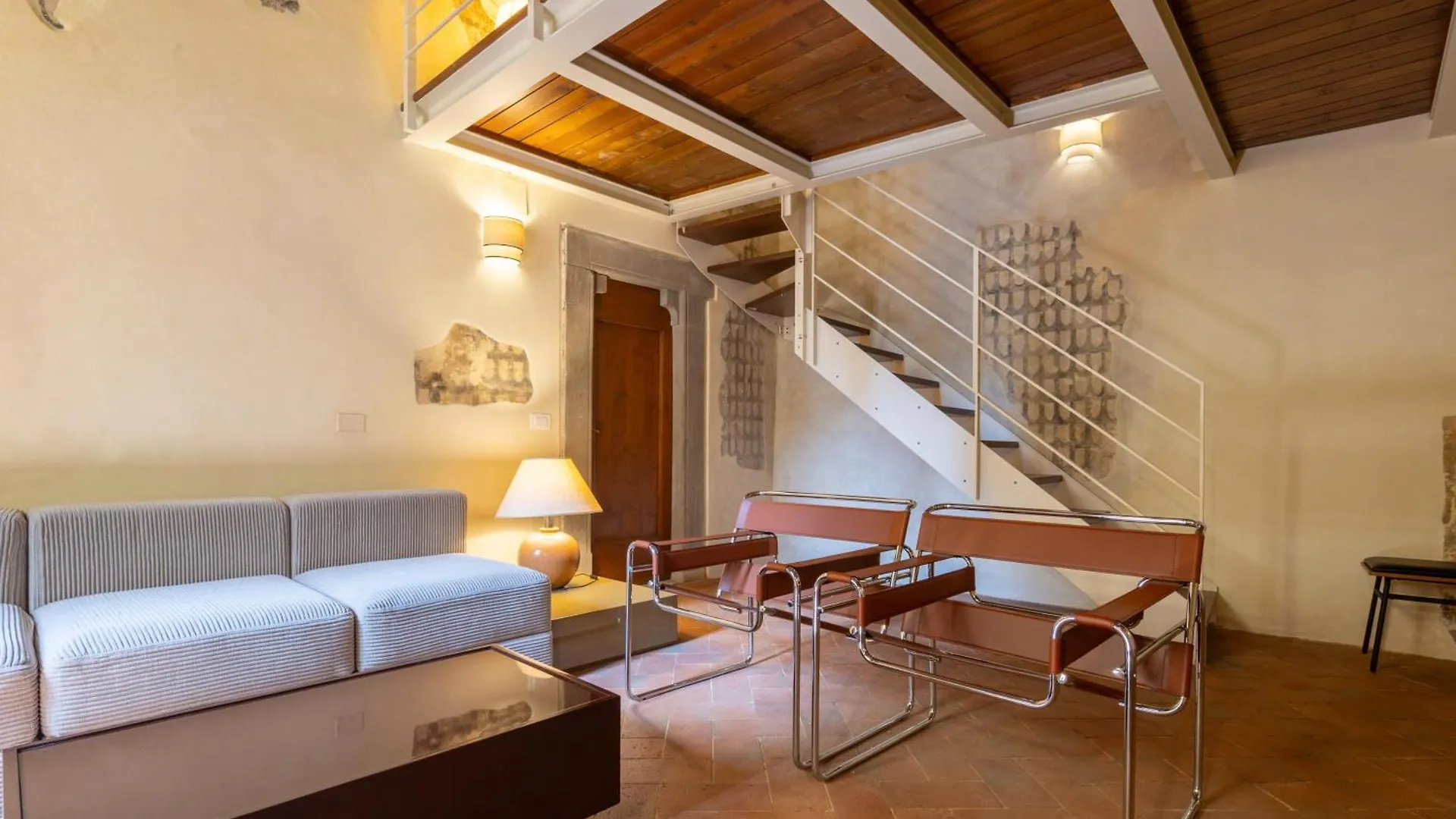 Renaissance Tower Apartment Florence