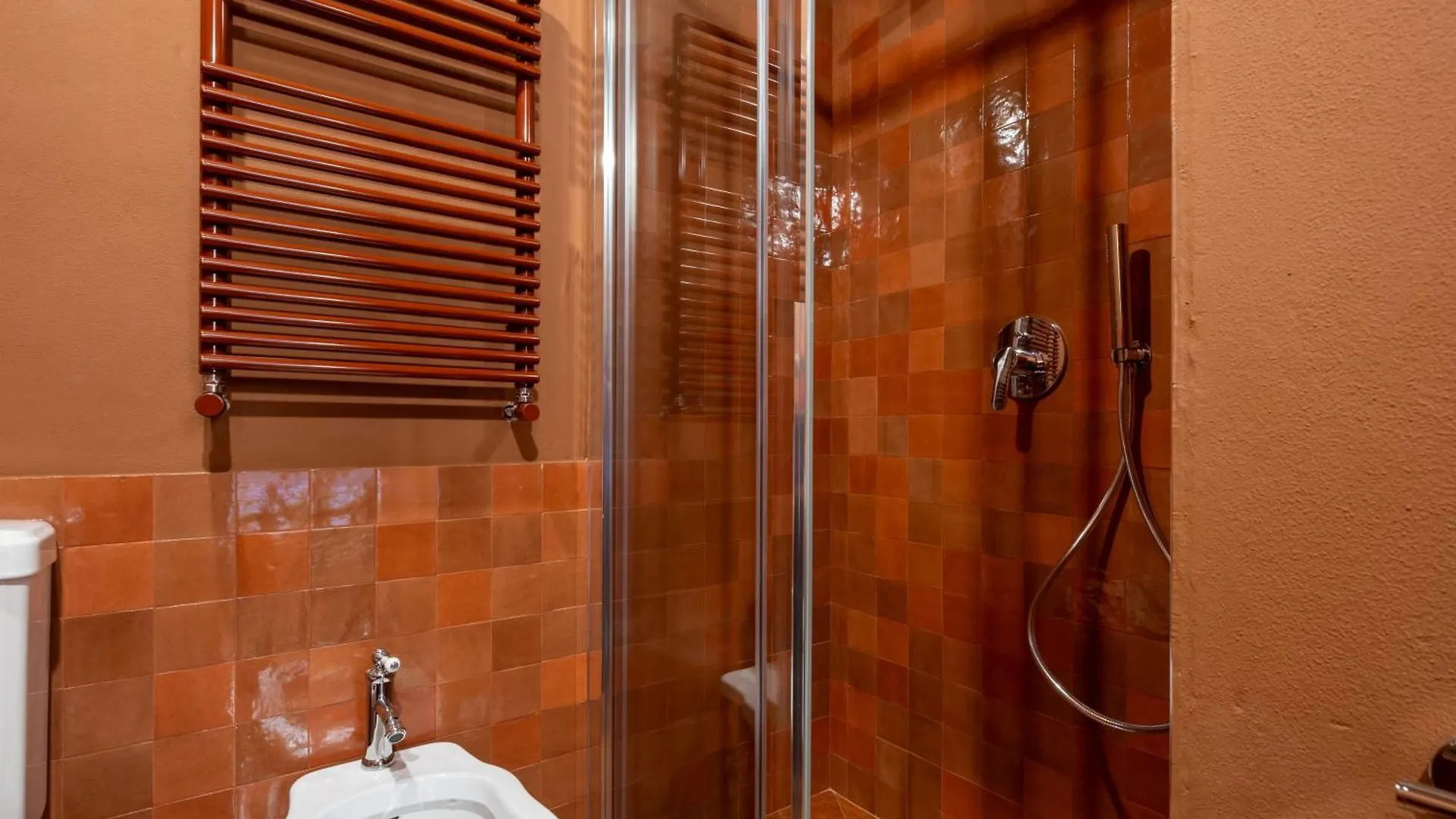 Renaissance Tower Apartment Florence